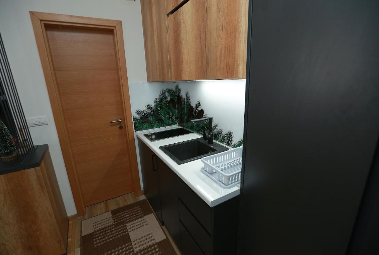 Apartman Kutak 亚霍里纳 外观 照片