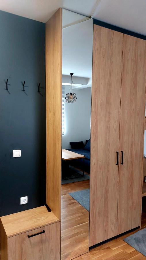 Apartman Kutak 亚霍里纳 外观 照片
